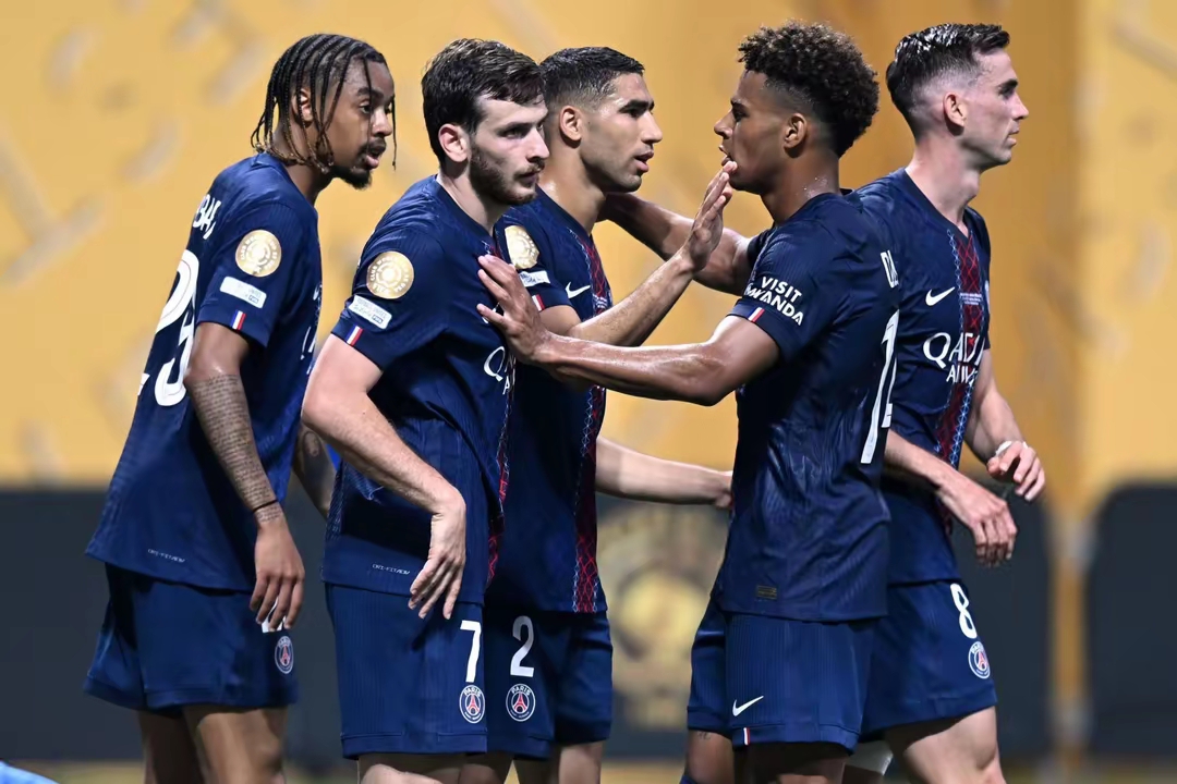 清晨西甲传出新动向,纽卡斯尔绝杀压哨,管理层表态——话题不断,赛程密集仍需轮换的简单介绍 清晨西甲传出新动向,纽卡斯尔绝杀压哨,管理层表态——话题不断,赛程密集仍需轮换的简单介绍