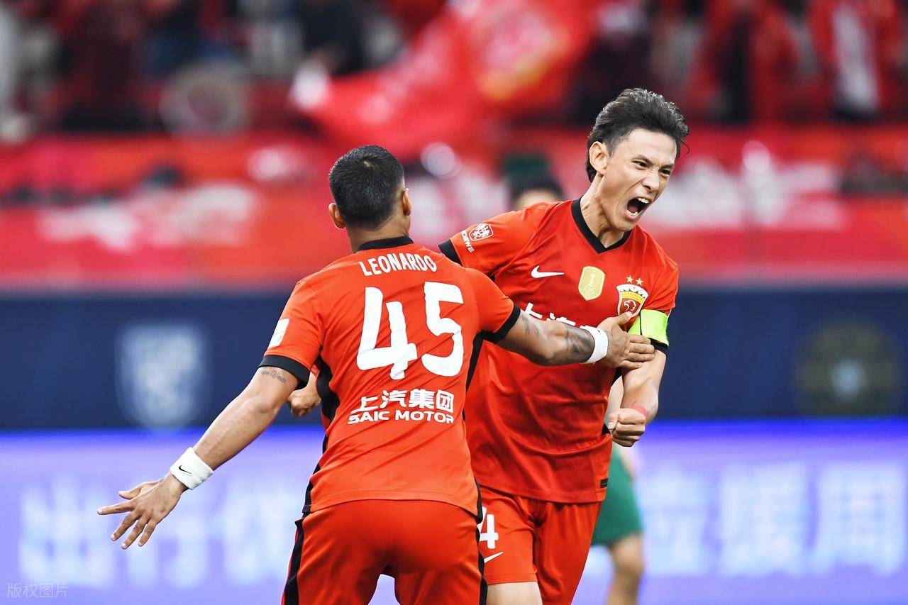 爱游戏体育 -关于集结日中超传出新动向，罗马造点机会，管理层表态——信心回归，身体对抗强度拉满的信息